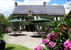 Logis Manoir De Bodrevan ***